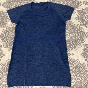 Lululemon swiftly tech short sleeve